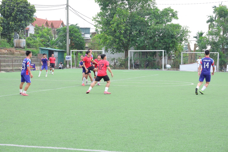 Phú Nghĩa: Khai mạc Giải bóng đá tranh cúp Làng nghề mây tre đan Phú Vinh năm 2026- Ảnh 8.