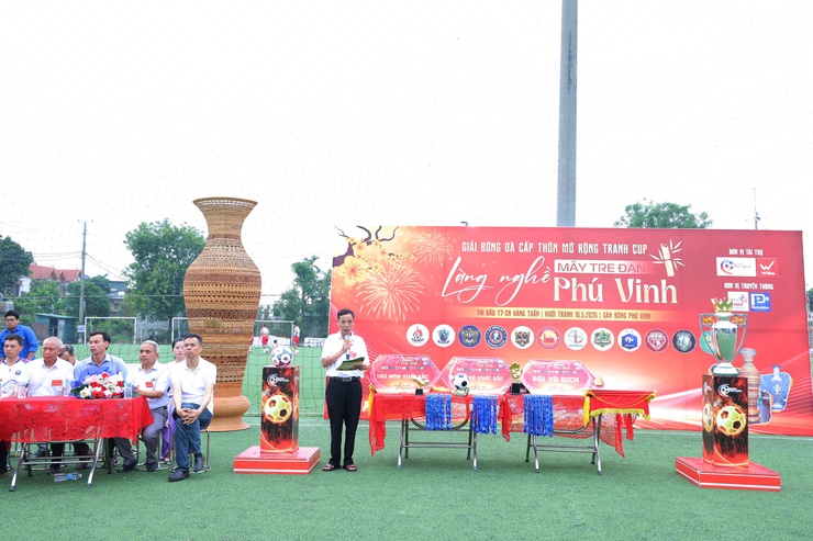 Phú Nghĩa: Khai mạc Giải bóng đá tranh cúp Làng nghề mây tre đan Phú Vinh năm 2026- Ảnh 4.