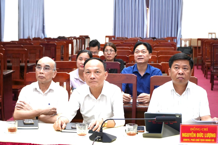 Xã Tây Phương tham dự Hội nghị trực tuyến về công tác thi tốt nghiệp THPT và tuyển sinh năm học 2026 – 2027- Ảnh 1.