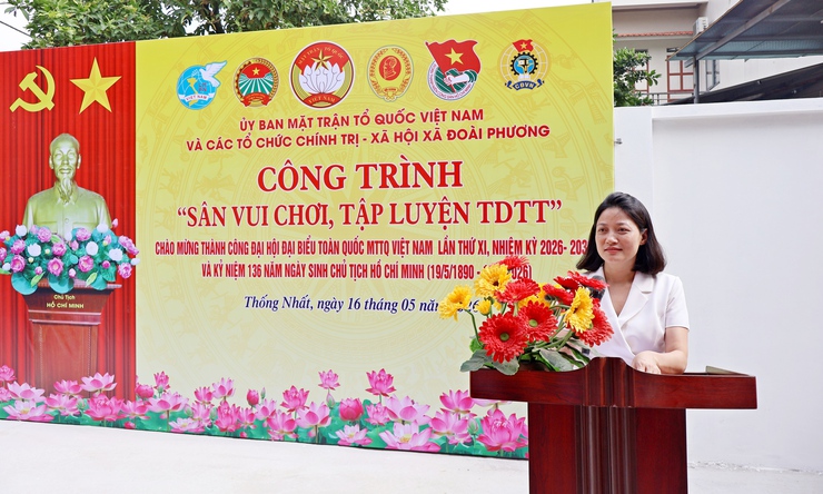 MTTQ xã Đoài Phương ra mắt công trình sân vui chơi, tập luyện TDTT chào mừng thành công Đại hội đại biểu toàn quốc MTTQ Việt Nam lần thứ XI


- Ảnh 2.