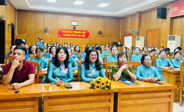 Hội LHPN phường Thanh Liệt: Ký cam kết thực hiện vệ sinh an toàn thực phẩm- Ảnh 1.