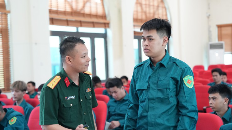Xã Dương Hoà huấn luyện lực lượng dân quân cơ động năm 2026 - Ảnh 5.