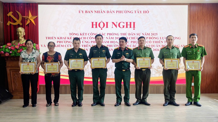 Ban Chỉ huy Quân sự phường Tây Hồ: Nòng cốt trong hiệp đồng và thực thi nhiệm vụ Phòng thủ dân sự năm 2026- Ảnh 4.