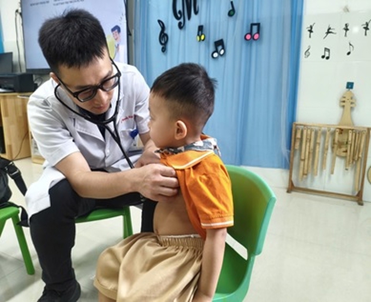 Nối dài hành trình chăm sóc và bảo vệ trẻ em- Ảnh 2.