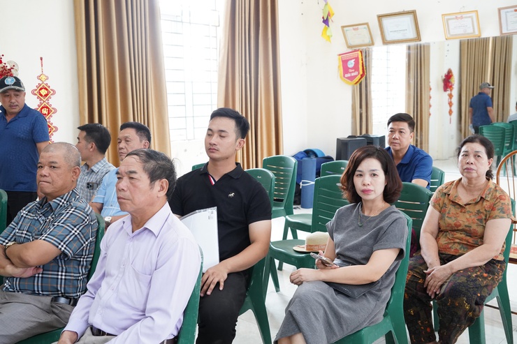 Phường Chương Mỹ tổ chức hội nghị đối thoại, tiếp thu ý kiến về công tác bồi thường, hỗ trợ, tái định cư dự án Quốc lộ 6 tại TDP Phúc Tiến- Ảnh 3.