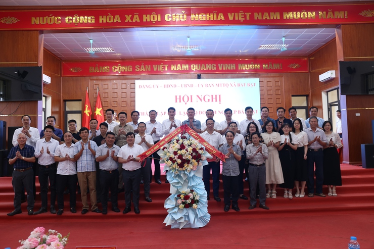 xã Bất Bạt: Thành lập Câu lạc bộ hội doanh nghiệp Bất Bạt, Tạo động lực phát triển kinh tế địa phương- Ảnh 1.