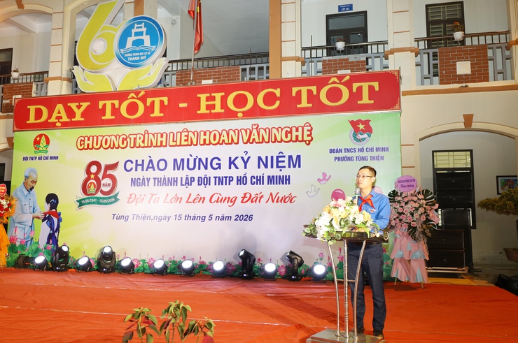 Tùng Thiện sôi nổi liên hoan văn nghệ chào mừng 85 năm Ngày thành lập Đội TNTP Hồ Chí Minh- Ảnh 2.