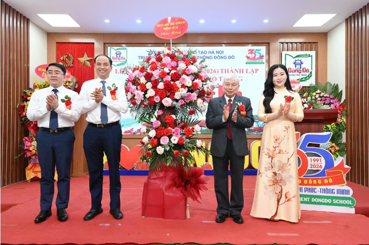 Kỷ niệm 35 năm thành lập trường THPT Đông Đô: Hành trình tiên phong kiến tạo mô hình “Trường học hạnh phúc – thông minh”- Ảnh 1.