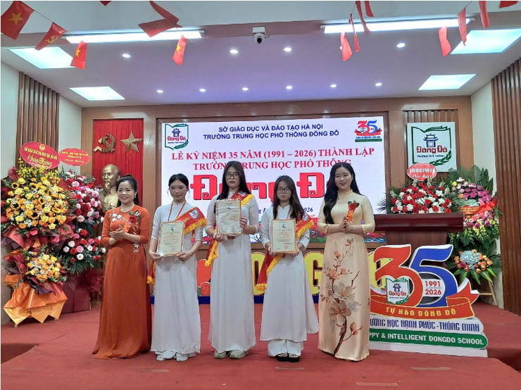 Kỷ niệm 35 năm thành lập trường THPT Đông Đô: Hành trình tiên phong kiến tạo mô hình “Trường học hạnh phúc – thông minh”- Ảnh 11.