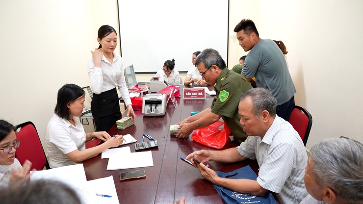 Chi trả tiền bồi thường giải phóng mặt bằng Dự án Vườn hoa, cây xanh, bãi đỗ xe và các hạng mục phụ trợ khu di tích Quán Giá- Ảnh 6.