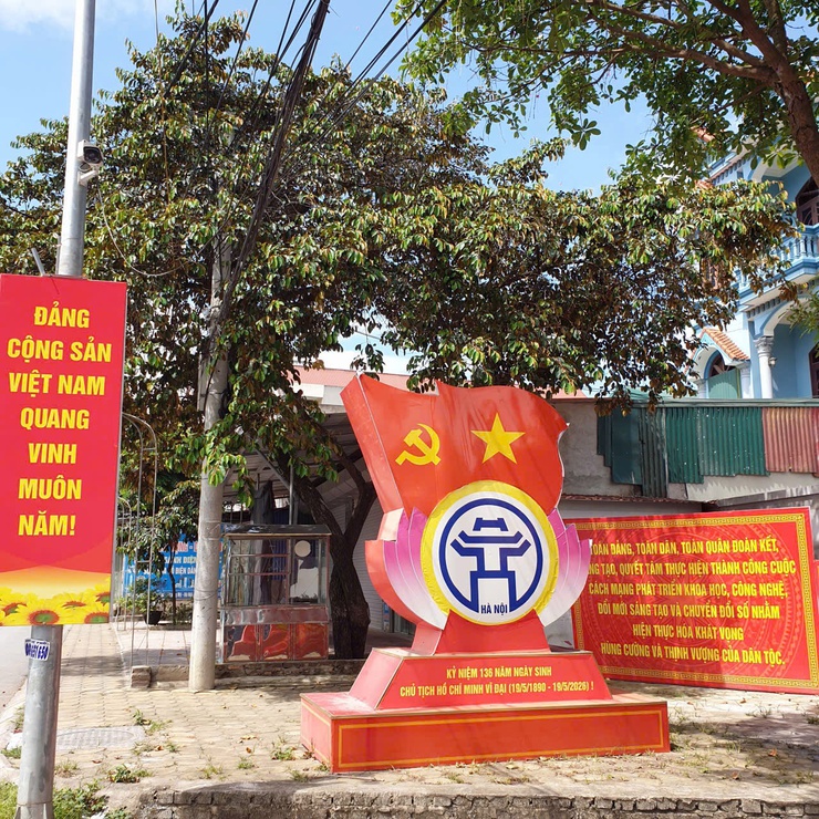 Xã Hòa Phú rực rỡ cờ hoa thiết thực chào mừng Kỷ niệm 136 năm ngày sinh Chủ tịch Hồ Chí Minh- Ảnh 11.