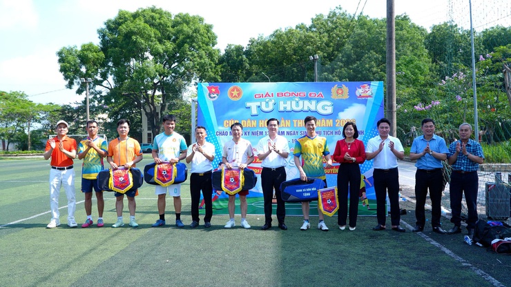 SÔI NỔI KHAI MẠC GIẢI BÓNG ĐÁ TỨ HÙNG CÚP DÂN HÒA LẦN THỨ I NĂM 2026- Ảnh 2.