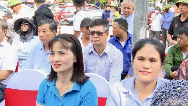 UBND XÃ THƯ LÂM TỔ CHỨC “HỘI THI THẢ CHIM BỒ CÂU BAY MỞ RỘNG XÃ THƯ LÂM LẦN THỨ I NĂM 2026”
- Ảnh 6.