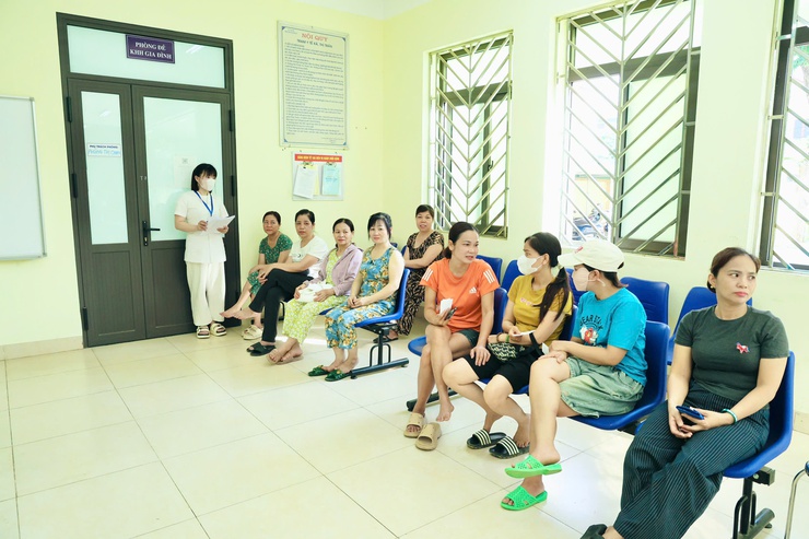 Trạm Y tế xã Phú Nghĩa: Triển khai hiệu quả chiến dịch truyền thông lồng ghép cung cấp dịch vụ chăm sóc sức khỏe sinh sản, kế hoạch hóa gia đình và nâng cao chất lượng dân số năm - Ảnh 6.