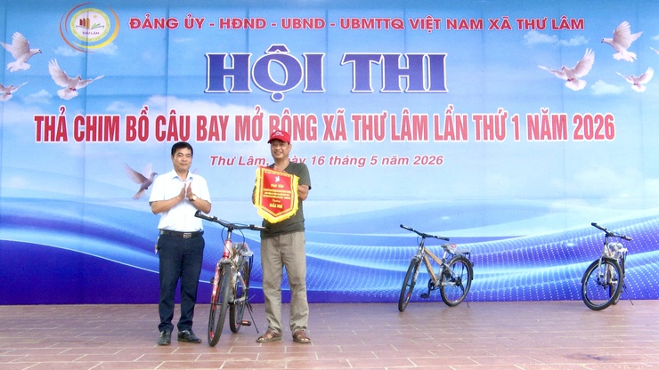 UBND XÃ THƯ LÂM TỔ CHỨC “HỘI THI THẢ CHIM BỒ CÂU BAY MỞ RỘNG XÃ THƯ LÂM LẦN THỨ I NĂM 2026”
- Ảnh 12.