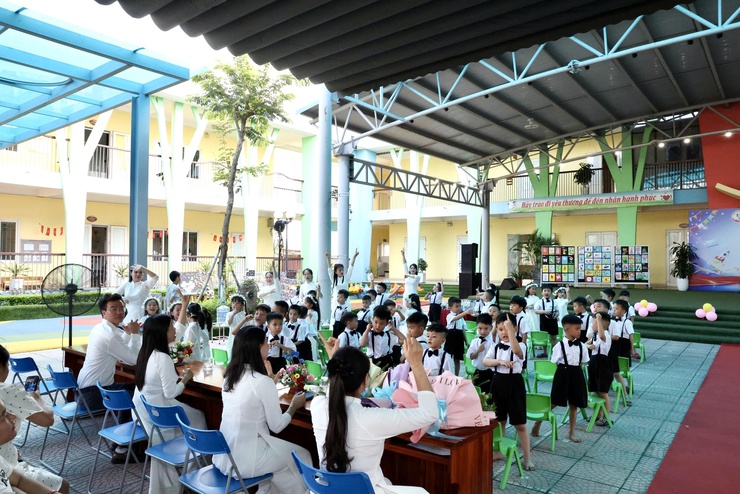 TRƯỜNG MẦM NON NGỌC LÔI TỔ CHỨC LỄ RA TRƯỜNG CHO HỌC SINH KHỐI MẪU GIÁO LỚN- Ảnh 30.