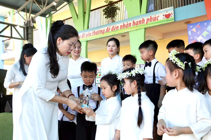 TRƯỜNG MẦM NON NGỌC LÔI TỔ CHỨC LỄ RA TRƯỜNG CHO HỌC SINH KHỐI MẪU GIÁO LỚN- Ảnh 19.