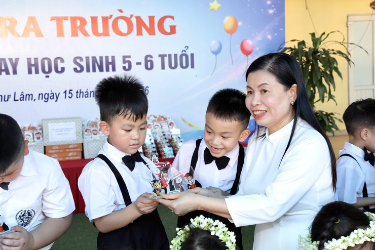 TRƯỜNG MẦM NON NGỌC LÔI TỔ CHỨC LỄ RA TRƯỜNG CHO HỌC SINH KHỐI MẪU GIÁO LỚN- Ảnh 20.