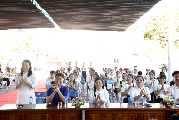 TRƯỜNG MẦM NON NGỌC LÔI TỔ CHỨC LỄ RA TRƯỜNG CHO HỌC SINH KHỐI MẪU GIÁO LỚN- Ảnh 6.