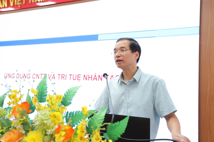 Mặt trận tổ quốc Việt Nam xã Phú Nghĩa tổ chức tập huấn công nghệ thông tin và ứng dụng trí tuệ nhân tạo (AI) cho đội ngũ cán bộ, công chức cơ quan MTTQ- Ảnh 2.