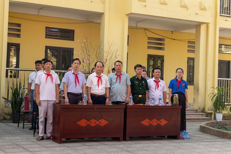 Hội đồng Đội xã Ứng Thiên tổ chức mít tinh kỷ niệm 85 năm Ngày thành lập Đội Thiếu niên Tiền phong Hồ Chí Minh- Ảnh 1.