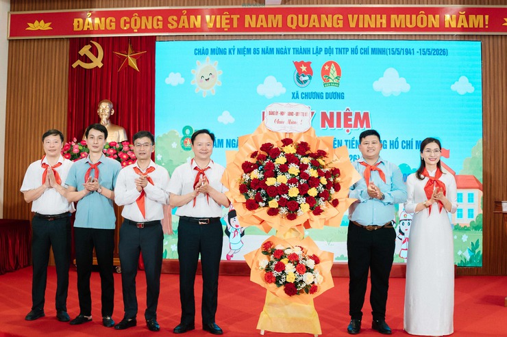 Thiếu nhi Chương Dương tiếp bước truyền thống vẻ vang của Đội TNTP Hồ Chí Minh- Ảnh 2.