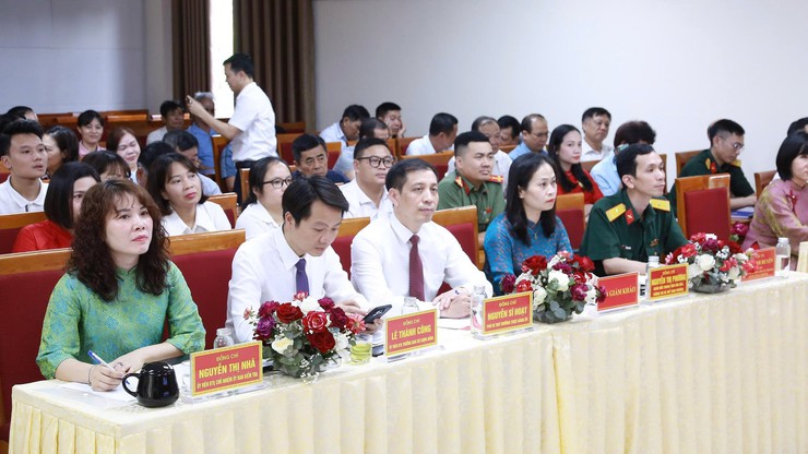 Chung khảo Hội thi báo cáo viên, tuyên truyền viên giỏi phường Dương Nội năm 2026- Ảnh 3.
