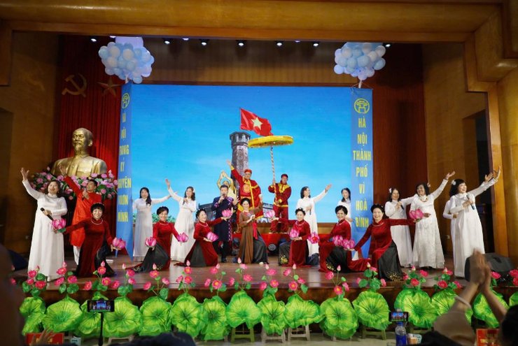 Tiếng hát dân ca Người cao tuổi Hà Nội 2026: Tôn vinh giá trị văn hóa truyền thống- Ảnh 7.