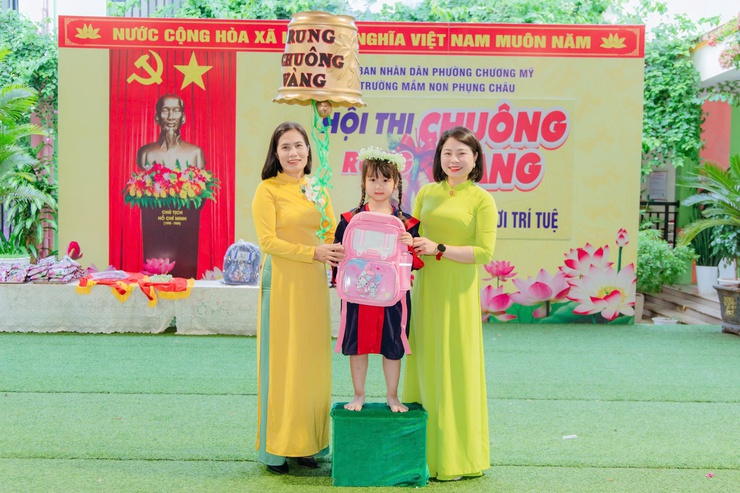 Trường Mầm non Phụng Châu tổ chức thành công Hội thi “Rung chuông vàng” năm học 2025–2026- Ảnh 11.