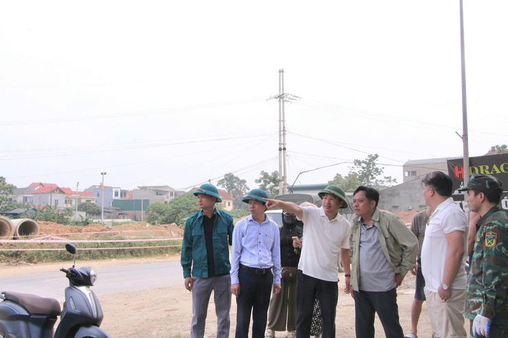 Xã Phú Nghĩa: Người dân đồng thuận góp phần đẩy nhanh tiến độ công tác giải phóng mặt bằng Dự án cải tạo, nâng cấp Quốc lộ 6 đoạn Ba La -Xuân Mai- Ảnh 1.