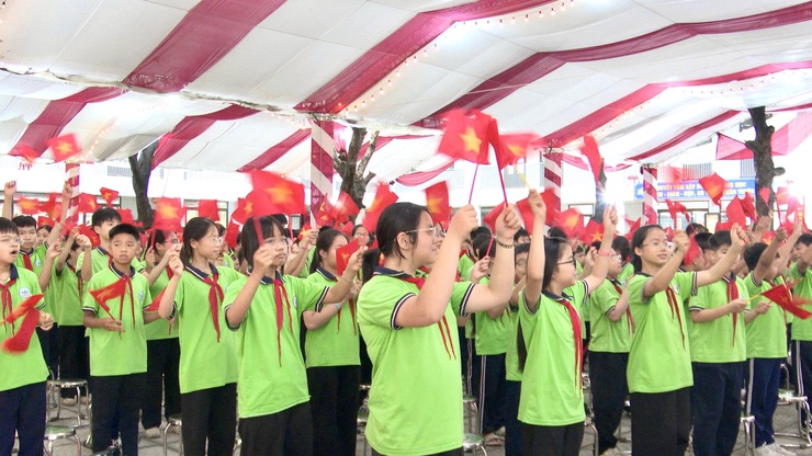 TRƯỜNG THCS XUÂN NỘN LONG TRỌNG TỔ CHỨC LỄ KỶ NIỆM 60 NĂM THÀNH LẬP TRƯỜNG VÀ ĐÓN NHẬN BẰNG CÔNG NHẬN TRƯỜNG ĐẠT CHUẨN QUỐC GIA MỨC ĐỘ 2- Ảnh 22.