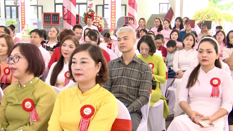 TRƯỜNG THCS XUÂN NỘN LONG TRỌNG TỔ CHỨC LỄ KỶ NIỆM 60 NĂM THÀNH LẬP TRƯỜNG VÀ ĐÓN NHẬN BẰNG CÔNG NHẬN TRƯỜNG ĐẠT CHUẨN QUỐC GIA MỨC ĐỘ 2- Ảnh 11.