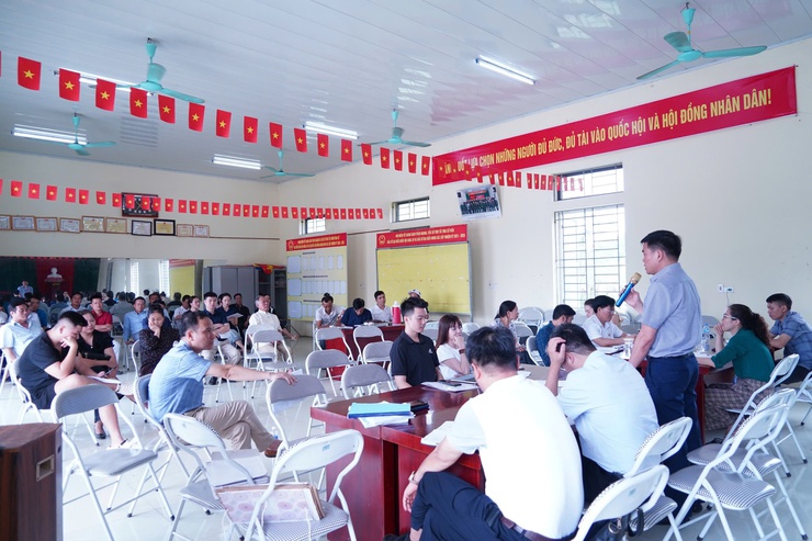 Phường Chương Mỹ đối thoại, tiếp thu ý kiến của người dân TDP Cao Sơn và Sơn Đồng phục vụ dự án cải tạo, nâng cấp Quốc lộ 6- Ảnh 2.