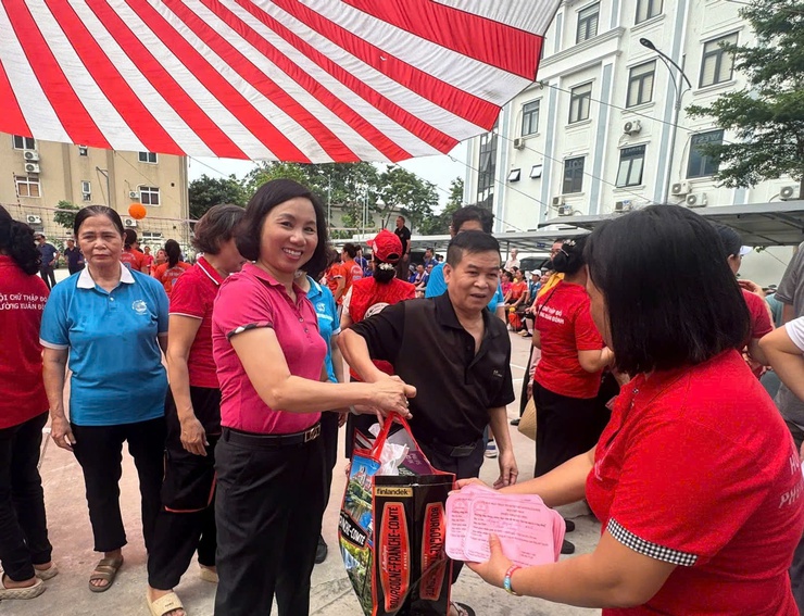 “Xuân Đỉnh đoàn kết – bứt phá”: Sôi nổi Ngày hội thể thao chào mừng Đại hội MTTQ Việt Nam- Ảnh 2.