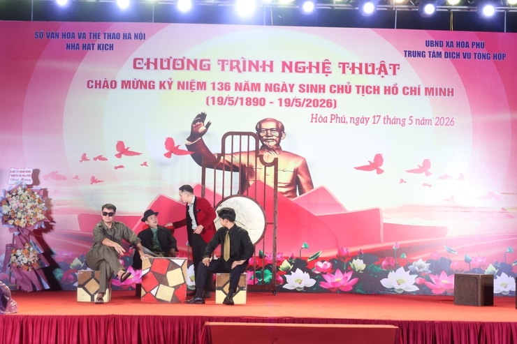Chương trình biểu diễn nghệ thuật đặc biệt chào mừng kỷ niệm 136 năm Ngày sinh Chủ tịch Hồ Chí Minh- Ảnh 10.