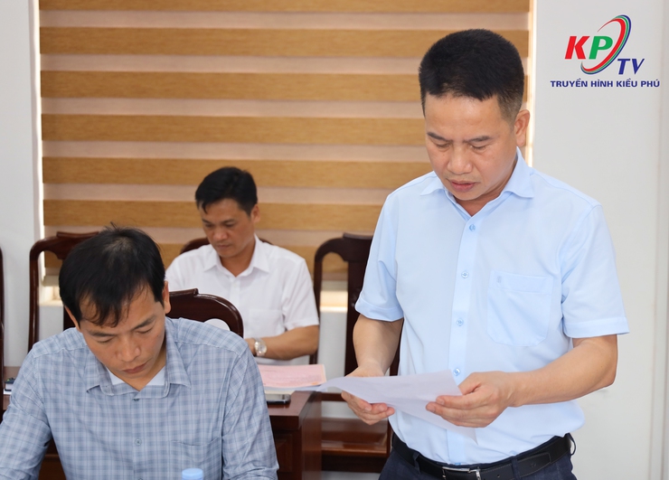 UBND xã Kiều Phú tổ chức hội nghị thống nhất thành lập các Tổ công tác kiểm tra, rà soát, các trường hợp có dấu hiệu vi phạm trật tự xây dựng, không đảm bảo an toàn PCCC và sử dụng đất sai mục đích.- Ảnh 2.