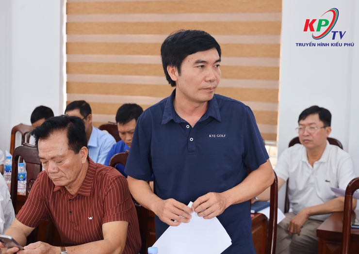 UBND xã Kiều Phú tổ chức hội nghị thống nhất thành lập các Tổ công tác kiểm tra, rà soát, các trường hợp có dấu hiệu vi phạm trật tự xây dựng, không đảm bảo an toàn PCCC và sử dụng đất sai mục đích.- Ảnh 6.