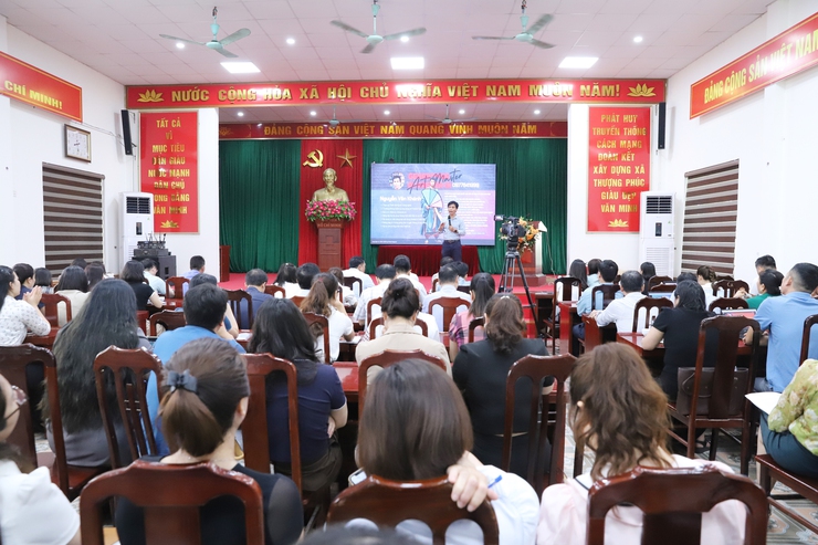 Thượng Phúc tập huấn, bồi dưỡng nâng cao năng lực, kỹ năng số và ứng dụng trí tuệ nhân tạo (AI) trong hoạt động công vụ- Ảnh 1.