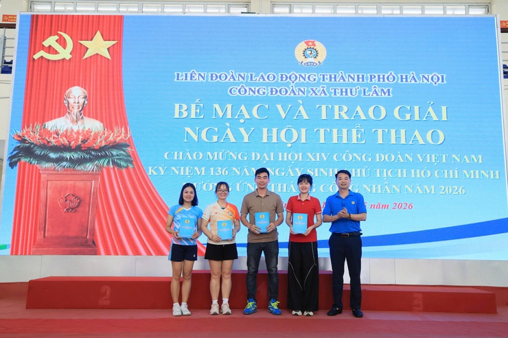 CÔNG ĐOÀN XÃ THƯ LÂM TỔ CHỨC NGÀY HỘI THỂ THAO CHÀO MỪNG CÁC SỰ KIỆN TRỌNG ĐẠI CỦA ĐẤT NƯỚC
- Ảnh 17.