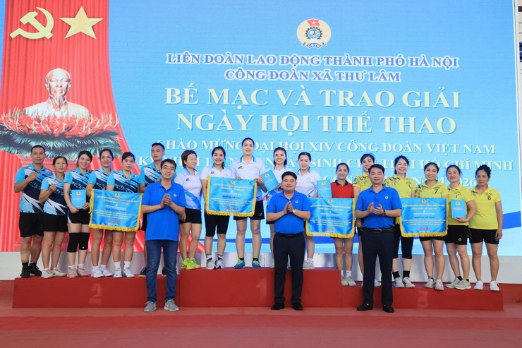 CÔNG ĐOÀN XÃ THƯ LÂM TỔ CHỨC NGÀY HỘI THỂ THAO CHÀO MỪNG CÁC SỰ KIỆN TRỌNG ĐẠI CỦA ĐẤT NƯỚC
- Ảnh 21.