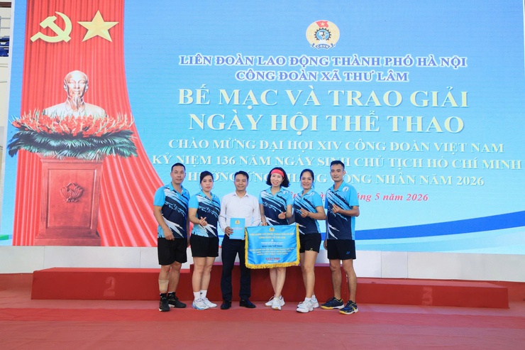 CÔNG ĐOÀN XÃ THƯ LÂM TỔ CHỨC NGÀY HỘI THỂ THAO CHÀO MỪNG CÁC SỰ KIỆN TRỌNG ĐẠI CỦA ĐẤT NƯỚC
- Ảnh 25.