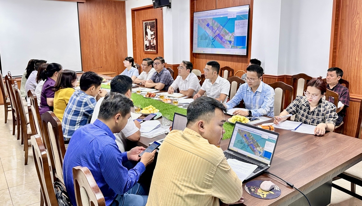 Giao ban tiến độ dự án đường Vành đai 3.5 đoạn từ Phúc La - Văn Phú đến cao tốc Pháp Vân - Cầu Giẽ.- Ảnh 2.