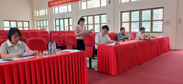 Đề nghị Chủ tịch UBND thành phố khen thưởng "Gia đình văn hóa tiêu biểu"- Ảnh 2.