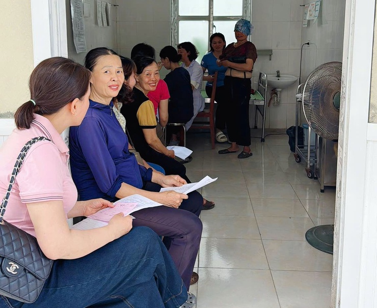 Xuân Mai: Khám lập hồ sơ quản lý sức khỏe người dân, khám phụ khoa, nam khoa, tầm soát ung thư sớm và cung cấp dịch vụ Chăm sóc sức khỏe sinh sản- KHHGĐ- Ảnh 2.