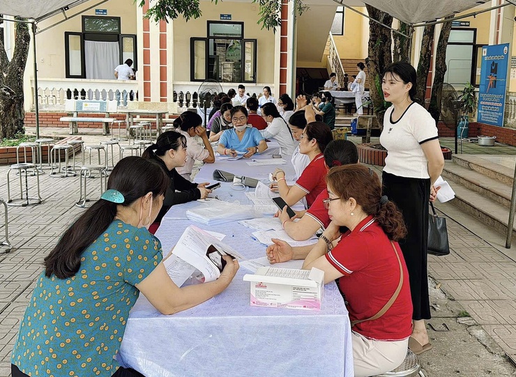 Xuân Mai: Khám lập hồ sơ quản lý sức khỏe người dân, khám phụ khoa, nam khoa, tầm soát ung thư sớm và cung cấp dịch vụ Chăm sóc sức khỏe sinh sản- KHHGĐ- Ảnh 4.
