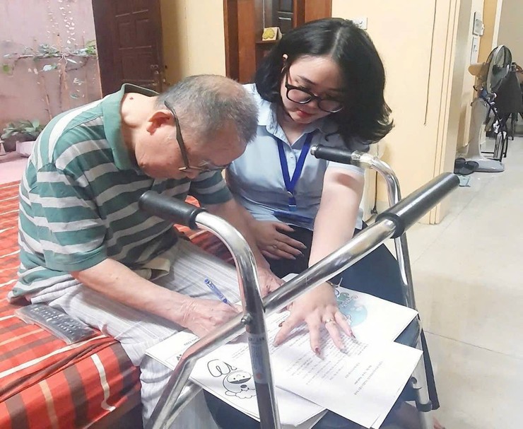 Cán bộ, công chức phường Cầu Giấy “ Vì Nhân dân phục vụ”- Ảnh 4.