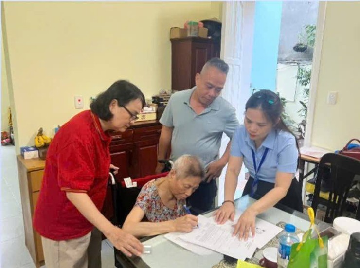 Cán bộ, công chức phường Cầu Giấy “ Vì Nhân dân phục vụ”- Ảnh 5.