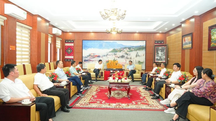 Tăng cường gắn kết, mở rộng hợp tác phát triển giữa xã Phúc Thọ thành phố Hà Nội và phường Sa Pa tỉnh Lào Cai- Ảnh 7.