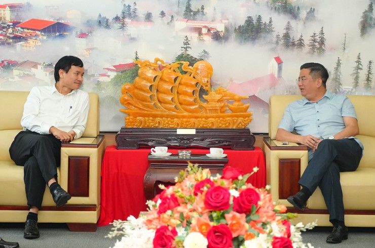 Tăng cường gắn kết, mở rộng hợp tác phát triển giữa xã Phúc Thọ thành phố Hà Nội và phường Sa Pa tỉnh Lào Cai- Ảnh 6.