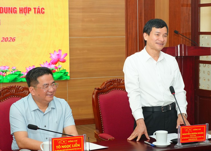 Tăng cường gắn kết, mở rộng hợp tác phát triển giữa xã Phúc Thọ thành phố Hà Nội và phường Sa Pa tỉnh Lào Cai- Ảnh 2.